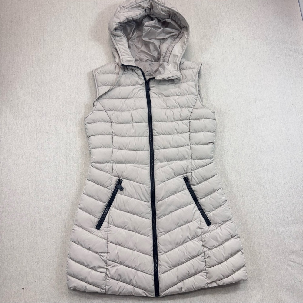 Bernardo Women's Puffer Vest Full Zip Lightweight Hidden Hood Tan Size XS